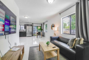Awesome Duplex 3 Bedrooms 2 bathrooms